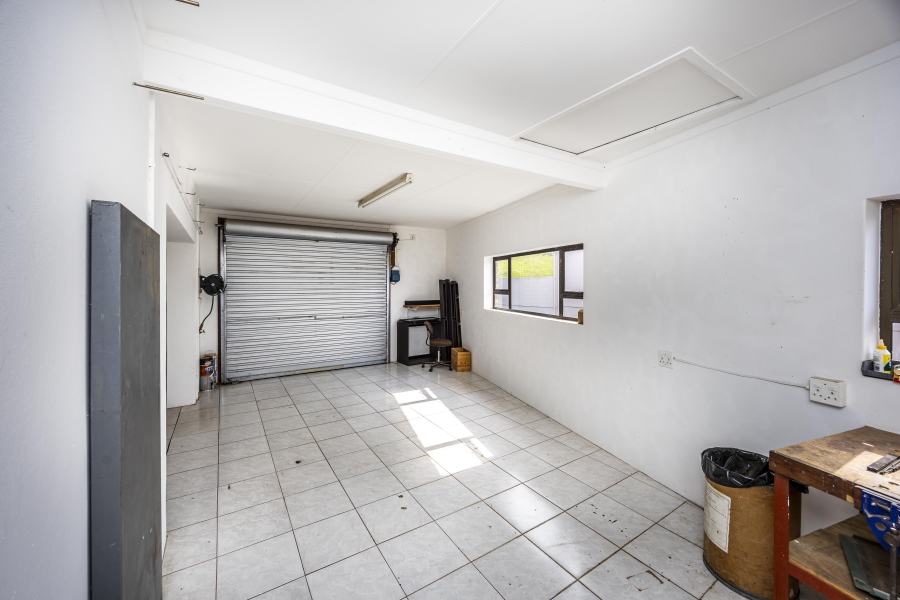 4 Bedroom Property for Sale in Cintsa East Eastern Cape